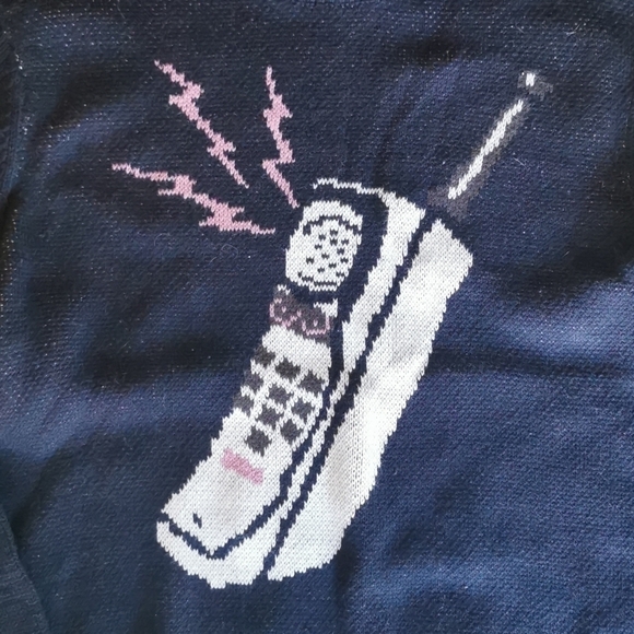 URBAN Outfitters 80's Brick Cellphone Sweater New Small - Picture 3 of 6